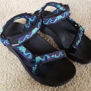 Youth Teva sandals